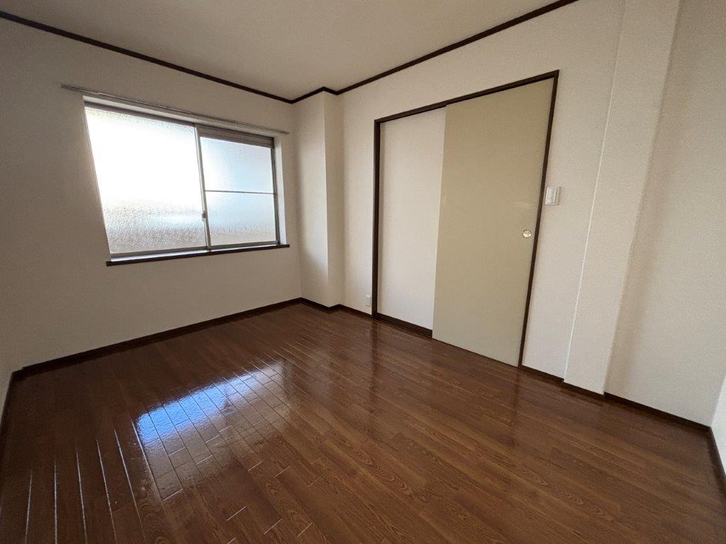 ピアレス下北沢Ａの子供部屋