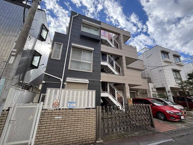 ピアレス下北沢Ａの外観