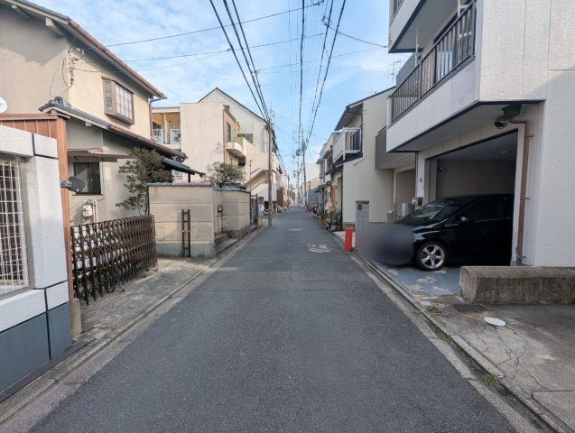 西院久田町の前面道路含む現地写真