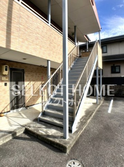 【エントランス】 | ゆとりのあるエントランスです