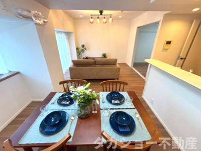 【居間・リビング】 | ダイアパレス千葉青葉台サウスアベニュー | ゆったり過ごせる居間です