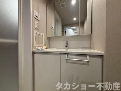 【独立洗面台】 | ダイアパレス千葉青葉台サウスアベニュー | 独立洗面台で身支度をすべて済ませてしまいましょう