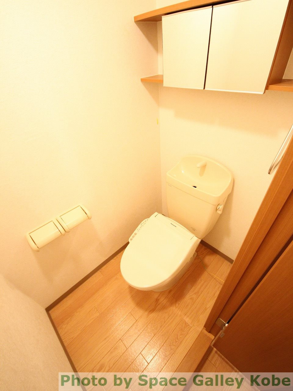 アプローズのトイレ|※お部屋により仕様が異なる場合があります。