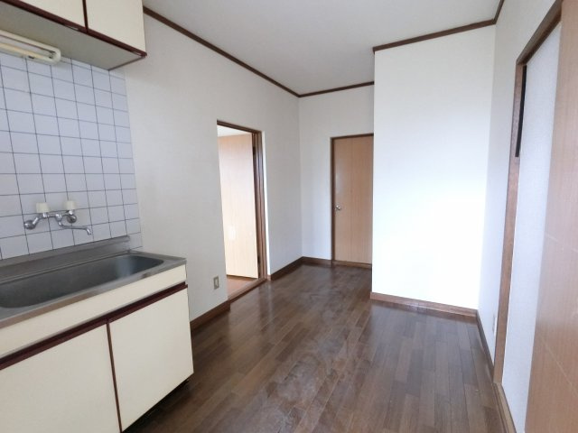 【居間・リビング】