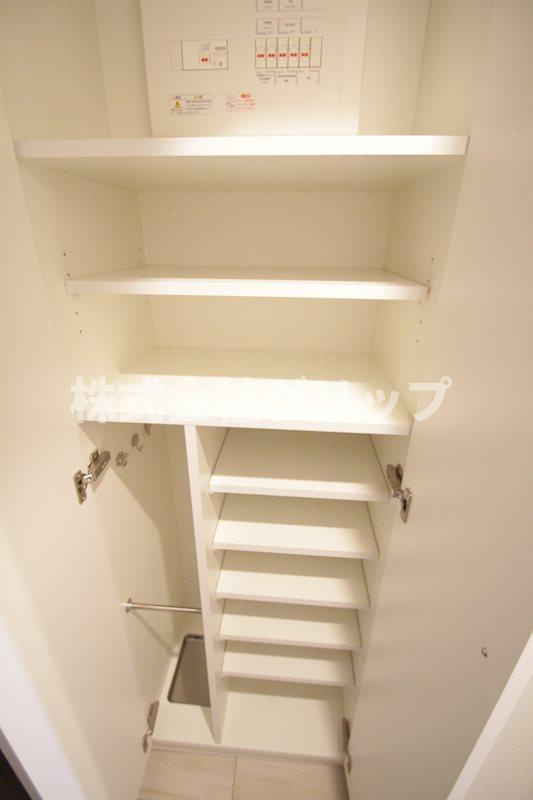 Log横浜駅東の収納