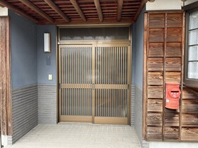 中古戸建の玄関