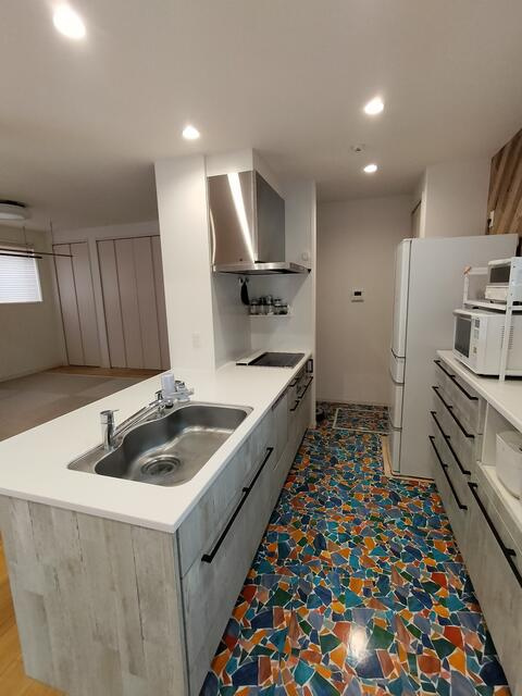 中古住宅　芥見野畑2丁目のキッチン|大きな流し台です