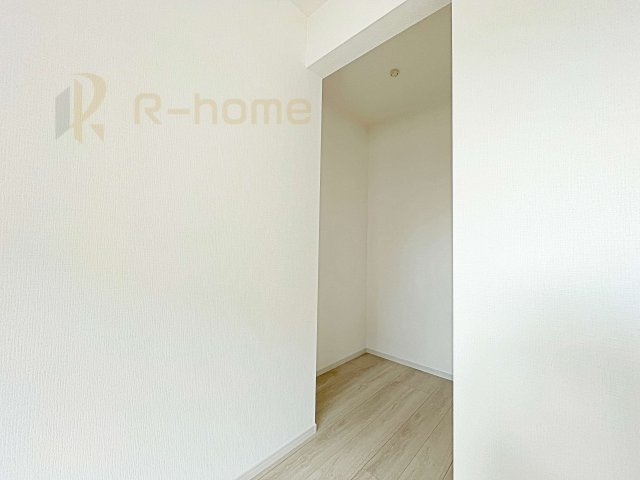 ひたちなか市稲田4期　新築戸建て　1号棟の収納|人気のウォークインクローゼット！
アウター類はもちろん、季節ものや寝具も収納できます！