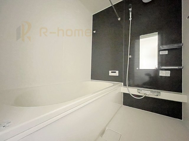 ひたちなか市稲田4期　新築戸建て　1号棟の浴室|足を伸ばしてもゆったりできるバスルーム♪機能性も取り入れて使い易さも保証します♪