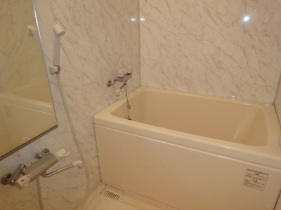 【浴室】 | ラフォーレ六本松 | 別号室の写真になります。現況優先。