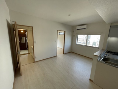 【居間・リビング】 | PHOENIX高宮南 | 別号室の写真になります。現況優先。