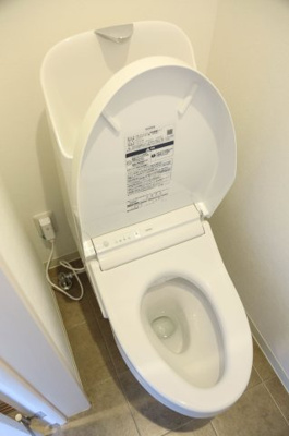 【トイレ】 | Calm筥松 | 別号室の写真になります。現況優先。