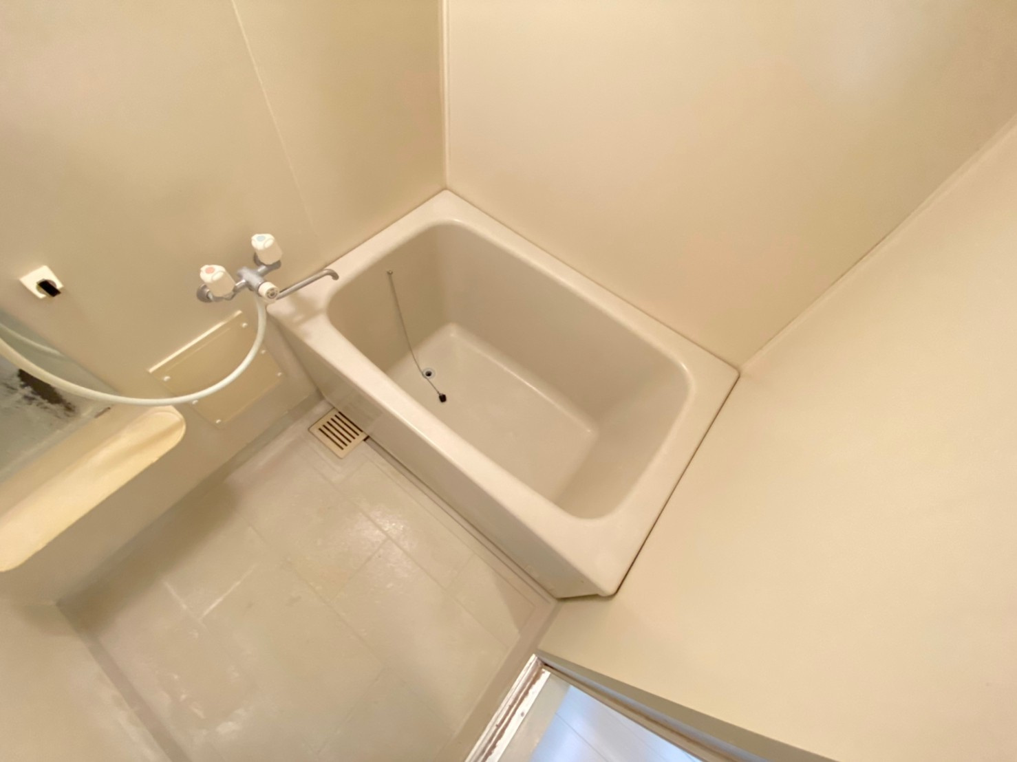 プラザ朝霧の浴室