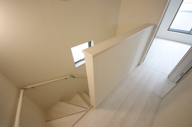 【内装】 | 《仲介手数料無料》上尾市仲町２丁目2-10(2号棟)新築一戸建てリナージュ | 撮影日 2025年5月31日 16:00 雨