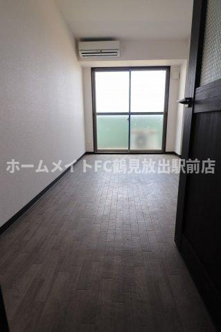 東大阪市高井田本通７丁目の賃貸マンションの洋室