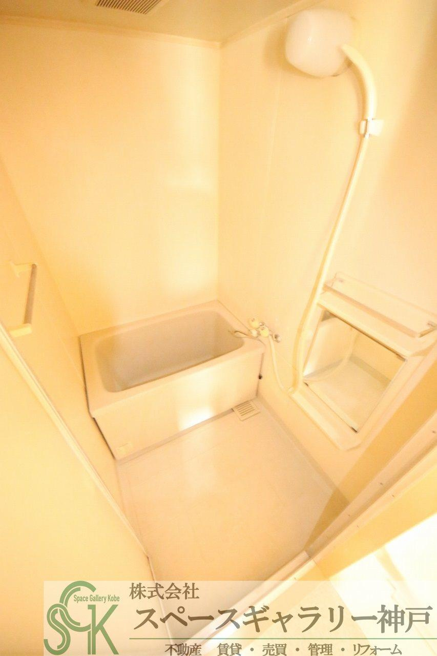 パールハイツ西の浴室|※お部屋により仕様が異なる場合があります。