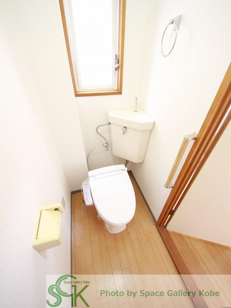 エナール桃山のトイレ|※お部屋により仕様が異なる場合があります。