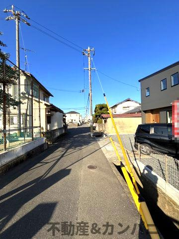 近隣挨拶どうする？？たちばな小学校が隣人な家の前面道路含む現地写真|前面道路含む現地写真です