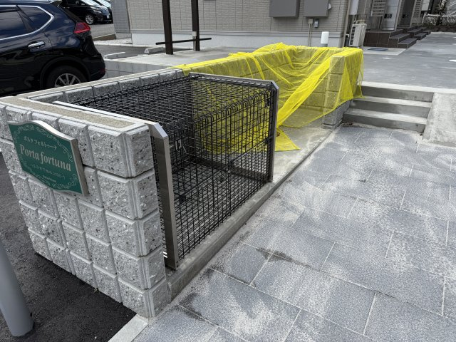 ポルタフォルトゥーナのその他共用部分|敷地内ごみ置場【ポルタフォルトゥーナ】