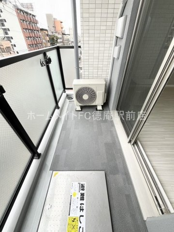 大阪市城東区東中浜１丁目の賃貸マンションのバルコニー