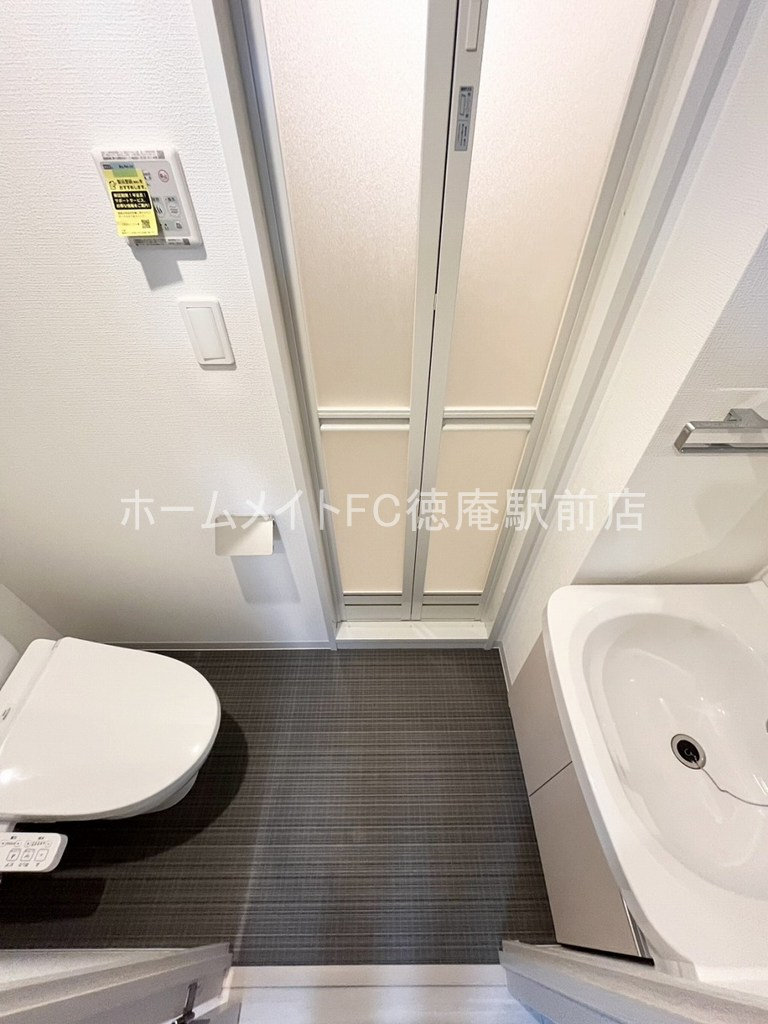 大阪市城東区東中浜１丁目の賃貸マンションの洗面所