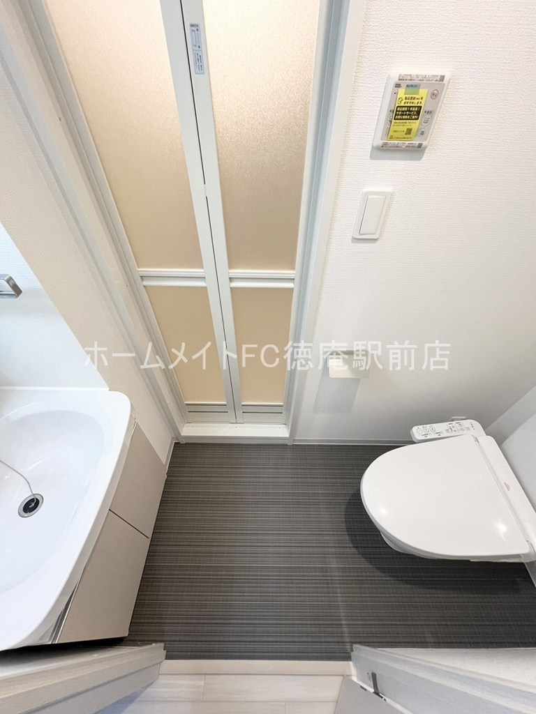 大阪市城東区東中浜１丁目の賃貸マンションの洗面所