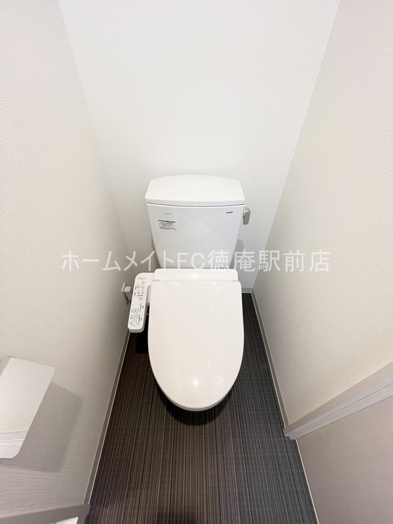 大阪市城東区東中浜１丁目の賃貸マンションのトイレ