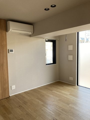 アリュイッテ富士見台の居間・リビング|現状回復工事前