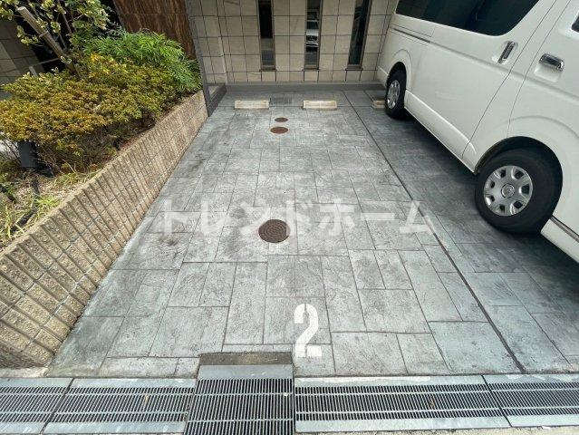 パークフラッツ安堂寺町の駐車場