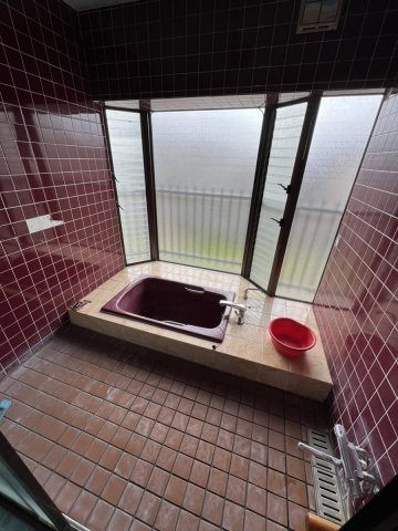 上日置町戸建の浴室