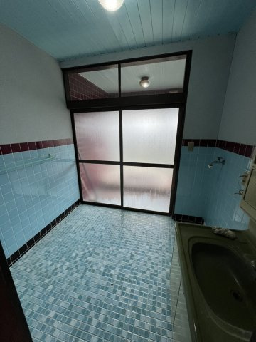 上日置町戸建の脱衣所