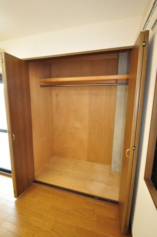 大阪市城東区鴫野東３丁目の賃貸マンションの収納