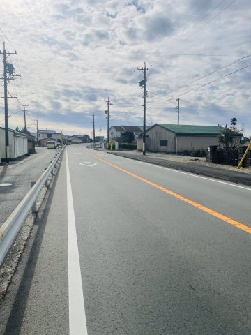 浜松市中央区村櫛町　売土地の前面道路含む現地写真