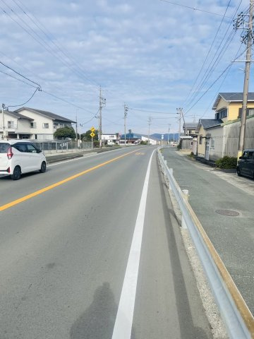 浜松市中央区村櫛町　売土地の前面道路含む現地写真