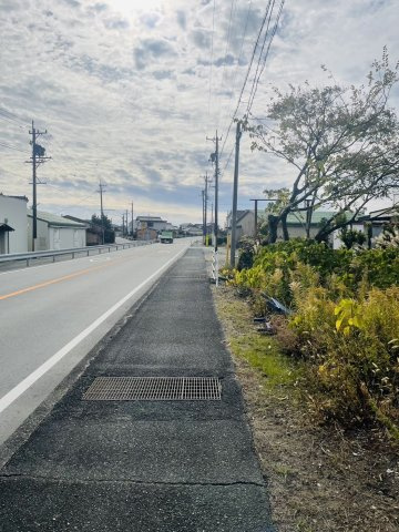 浜松市中央区村櫛町　売土地の前面道路含む現地写真