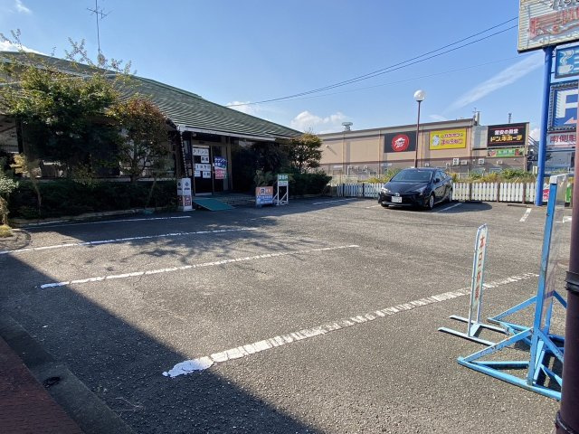 西条市下島山甲　店舗の外観