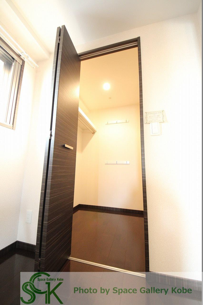アビエール海岸通りの収納|※お部屋により仕様が異なる場合があります。