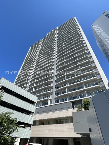 BLUE HARBOR TOWERみなとみらいの画像