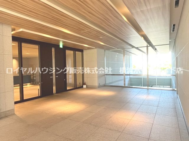 【ロビー】