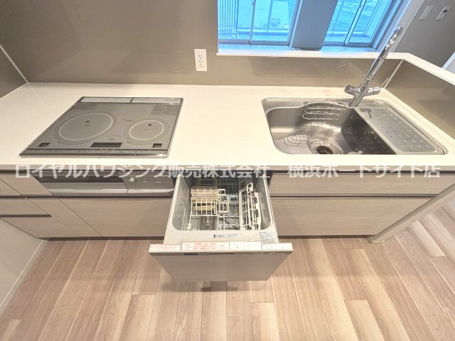 使い易い食器洗浄機付き