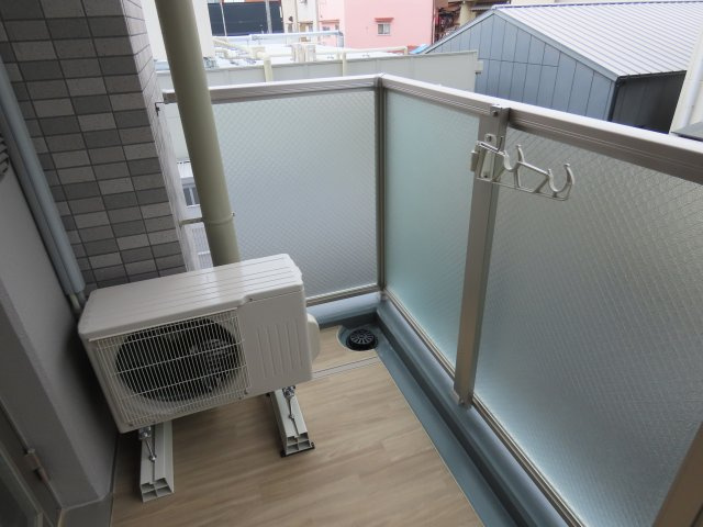 大阪市西淀川区御幣島３丁目の賃貸マンションのバルコニー