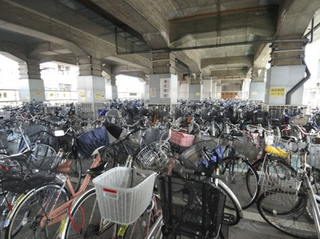 江戸川区西小岩１丁目のアパートの周辺