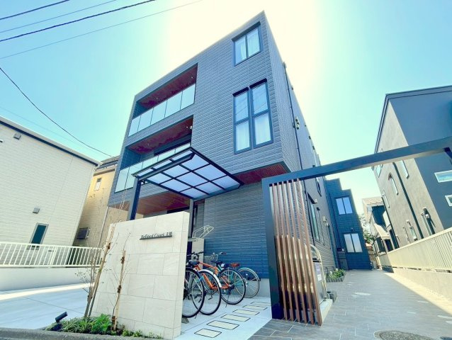 Ｒｅｆｉｎｅｄ　Ｃｏｕｒｔ　立川