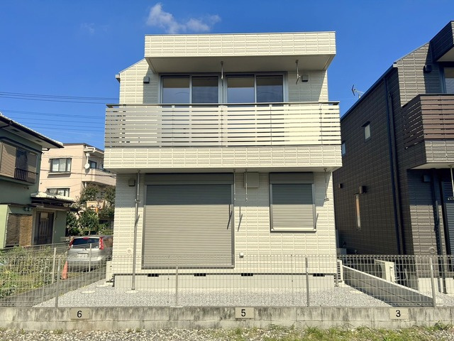 昭島市緑町へーベルハウス（西棟）の外観|ZEH省エネ　旭化成へーベルハウス