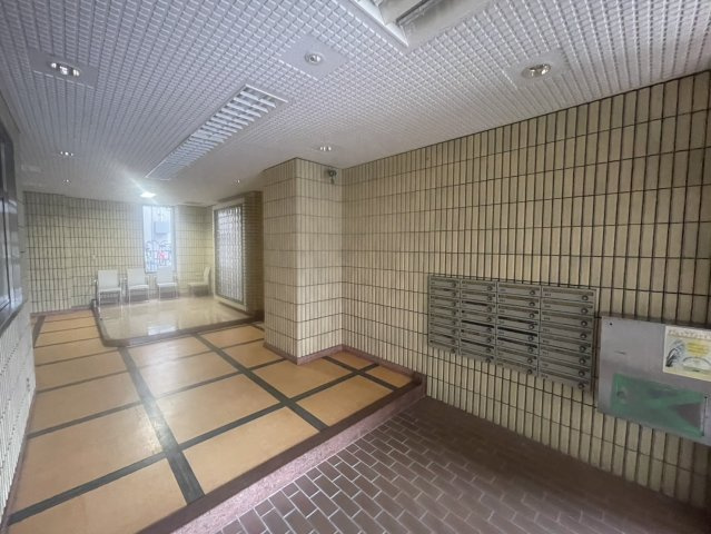 JPレジデンス新大宮のロビー