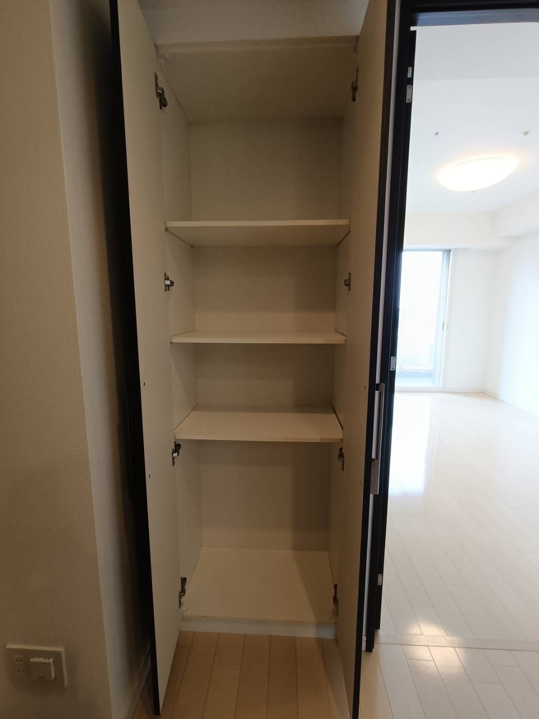 レジデンス梅田ローレルタワーの収納|収納スペース豊富です