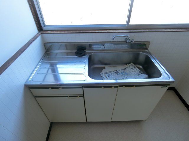 米子市灘町2丁目中古住宅のキッチン