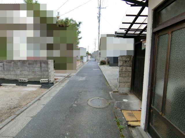 米子市灘町2丁目中古住宅の前面道路含む現地写真