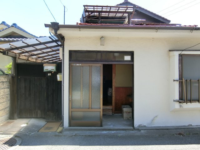 米子市灘町2丁目中古住宅の外観