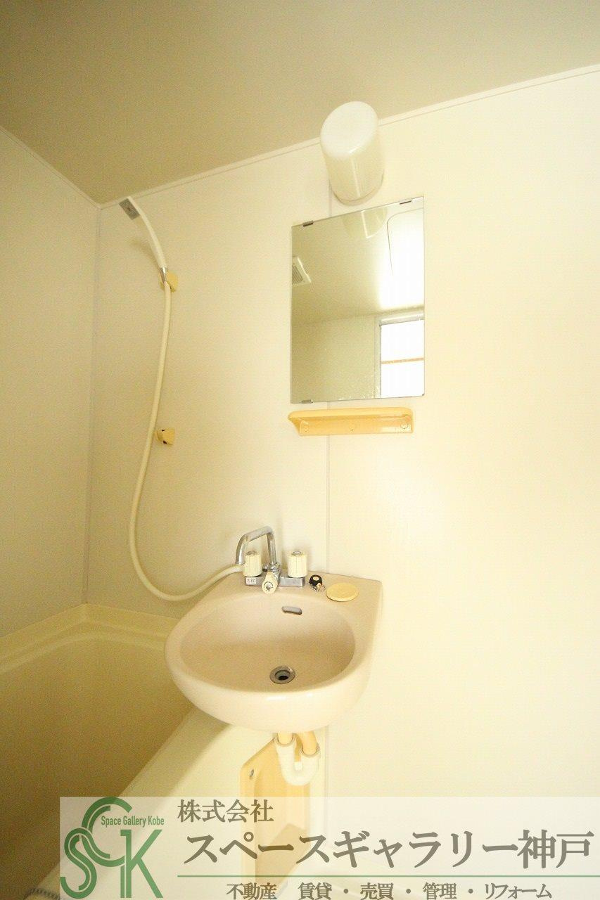 シーサイドハイツの洗面所|※お部屋により仕様が異なる場合があります。